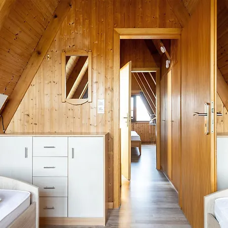 Haensel Und Ferienhaus Greetsiel